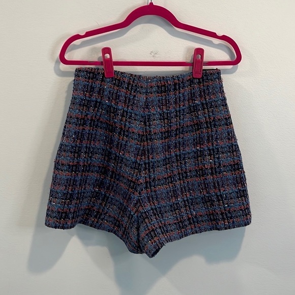 Sandro pair of the “Uman” tweed shorts 6 - Picture 5 of 5